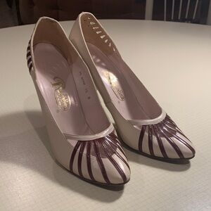 Perlina Cream Pumps with Burgundy Accent Stripes